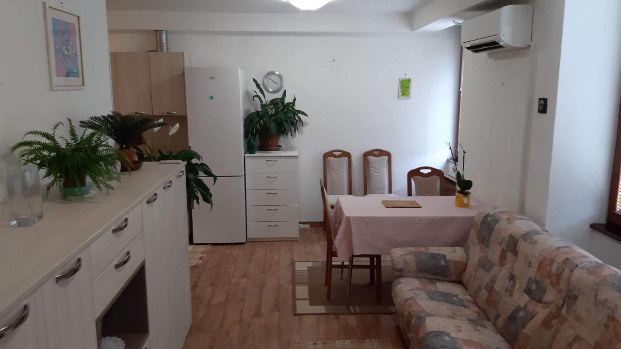 Guesthouse Skofije Ob Parenzani Spodnje Skofije Екстериор снимка