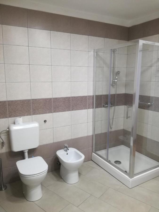 Guesthouse Skofije Ob Parenzani Spodnje Skofije Екстериор снимка